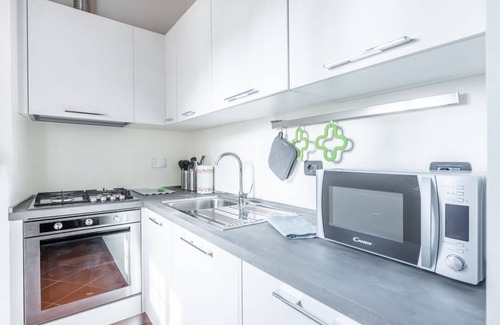 Settignano Apartment | Cozy apartment of about 40 sqm, for 4 people, located on the ground floor of a renovated building. The accommodation is located in the main square of Settignano (hamlet of Florence), a small hillside village just 8 km from the center of Florence. Settign