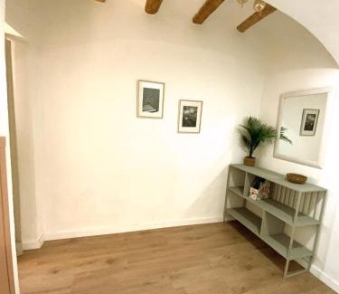Old Town Apartment | Cozy Apartment Old Town Girona