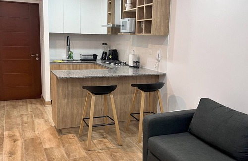 San Isidro Centro Financiero Apartment | Cozy apartment on San Isidro, lima - free wiffi, pool & gym.