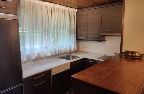 Candanchu Apartment | Cozy apartment with beautiful mountain views