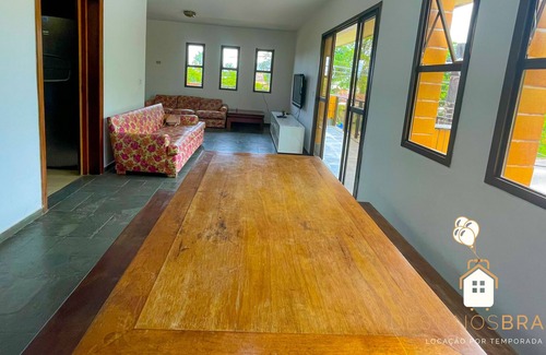 Parque Enseada Apartment | Cozy Apartment160m² at 600 meters from Praia da Enseada with TV