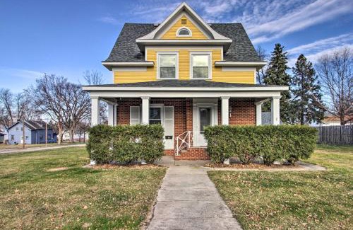 Appleton House | Cozy Appleton Getaway with Screened-In Porch and Yard!