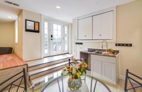 Aptos Apartment | Cozy Aptos Studio about 2 Mi to Seacliff State Beach!