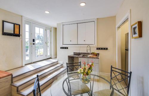 Aptos Apartment | Cozy Aptos Studio about 2 Mi to Seacliff State Beach!