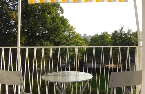 Westend Apartment | Cozy attic apartment near fair/ZOB, Olympic Stadium and the Waldbühne