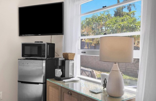 La Jolla Mesa Apartment | Cozy Beach Studio in the Heart of San Diego!