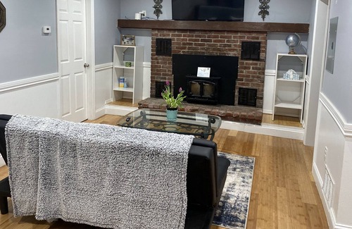 Orange Lake House | Cozy Bedroom #2