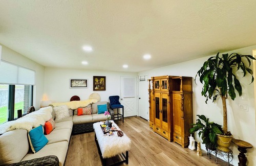 Lava Hot Springs Apartment | Cozy bedroom in my home with myself & my puppy in Lava Hot Springs AC, WiFi