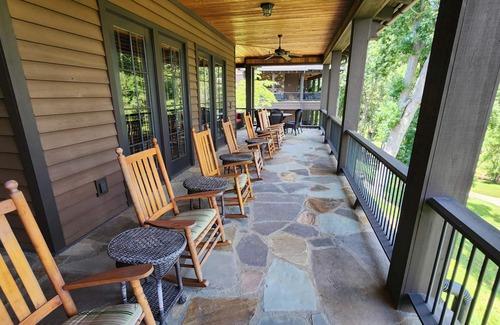 Mill Spring Villa | Cozy Blue Ridge Villa - Pond & Fairway Views