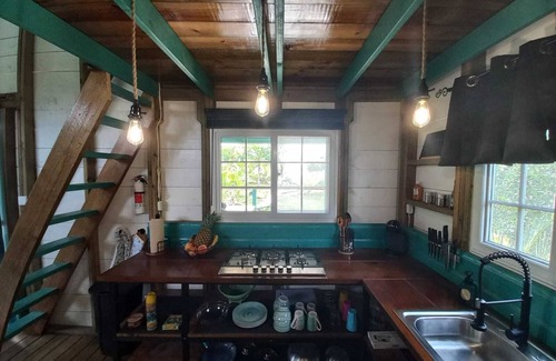 Tierra Oscura House | Cozy Casita Margarita - w/private dock with sunset views over the bay.