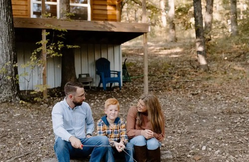 Newton County Cabin | Cozy Cabin minutes from the Buffalo National River at Historic Erbie!