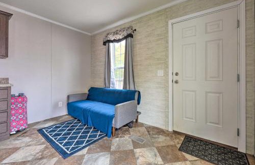 Cassopolis House | Cozy Cabin Community Pool and Lakefront Beach!