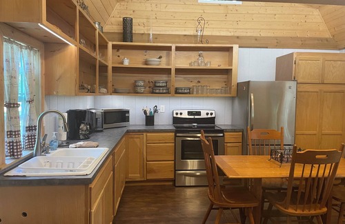 Bristow Cabin | Cozy cabin in a country setting with a private porch for relaxing and WiFi.