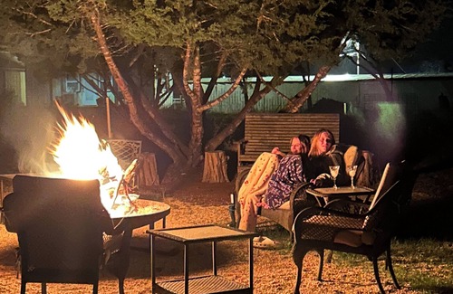 Boerne Cabin | Cozy cabin in lovely Boerne with AC, WiFi