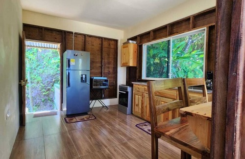 Port Antonio Cabin | Cozy Cabin in the Sky-Wood Thorpe Villa-Ocean View