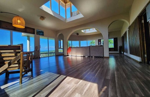 Port Antonio Cabin | Cozy Cabin in the Sky-Wood Thorpe Villa-Ocean View