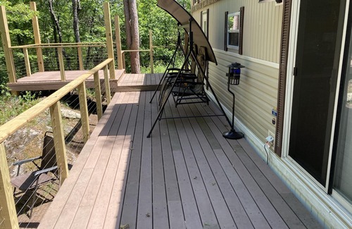 Loretto Cabin | Cozy Cabin on atv/snowmobile trail.
