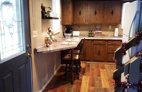 Scio Cabin | Cozy cabin retreat