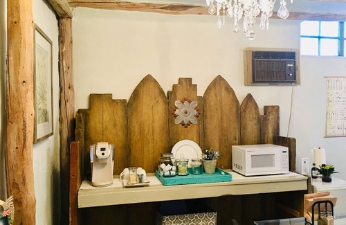 Las Cruces Apartment | Cozy Casita Blanca at Hacienda de Las Cruces