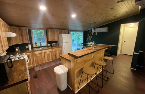 Palenville House | Cozy Catskill Cottage