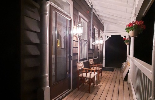 South Algonquin House | Cozy century home close to Algonquin Park and snowmobile trails.