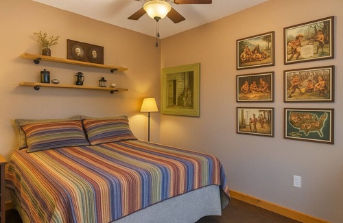 Rimrock House | Cozy Coach House near Sedona with mountain views!