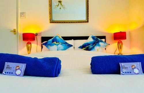 Tunstall House | Cozy Comfort Home