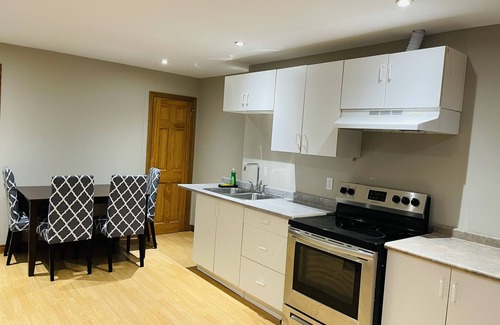 Windsor House | Cozy comfort lower level unit