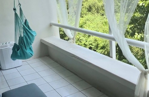 Rosendal Condo | Cozy Condo 3 minutes away from Magens Bay beach!