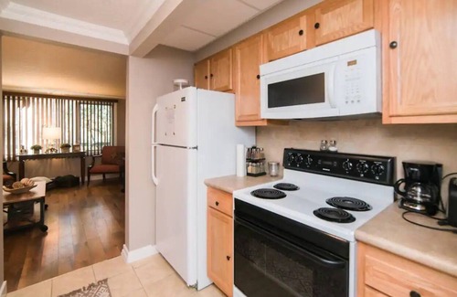 Farmington Condo | Cozy Condo on Nemacolin Grounds