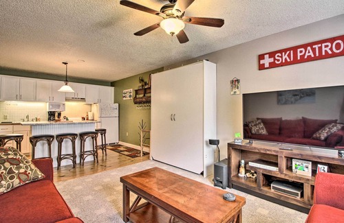 Londonderry Condo | Cozy Condo w/Magic Mountain Ski-In Access!