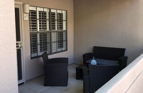 South Scottsdale Condo | Cozy, Conveniently located Condo 10 minutes from Old Town