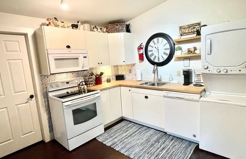 Hummelstown House | Cozy Corner Cottage .5 mi from HersheyPark