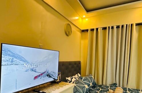 Pinagsama Hotel | Cozy Corner Haven near Venice Grand Canal Mall