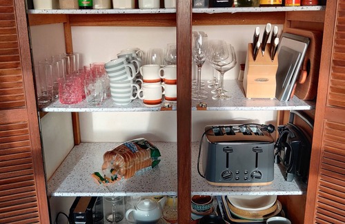 Encounter Bay House | Cozy cottage close to beach and bluff