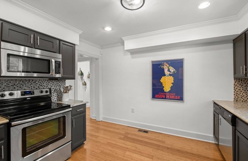 Inglewood House | Cozy Cottage East Nashville - Long Term Stays