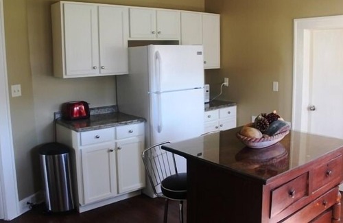 Bluff City Cottage | Cozy Cottage Getaway