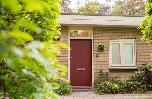 Otterlo House | Cozy cottage in a tranquil nature park