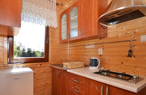 Darlowo Cottage | Cozy Cottage in Domaslawice with Swimming Pool