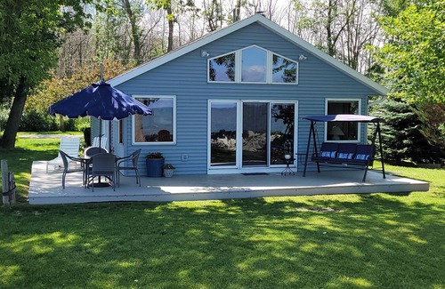 Green Bay Cottage | Cozy Cottage on Green Bay - Between Door County, Green Bay (Lambeau), Fox Valley