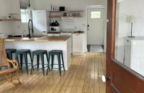 Malta House | Cozy Cottage on Saratoga Lake