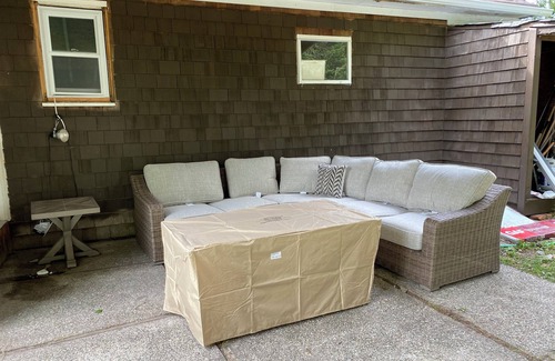 Hampton Bays Cottage | Cozy Cottage Ponquogue Hampton Bays