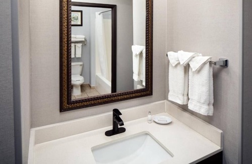 Galena Hotel | Cozy Cottage-Style Room Perfect for Two Guests