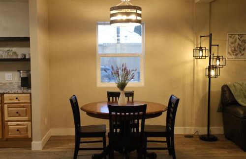 Kalispell House | Cozy Cottage