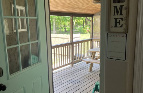 Miller Place Cottage | Cozy Country Cottage #2