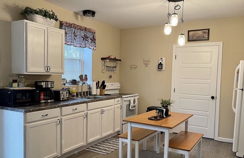 Indian Mound Apartment | Cozy Country Getaway