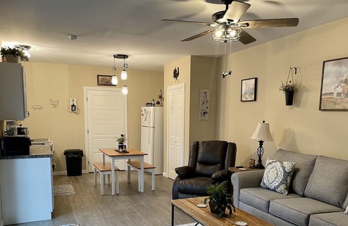 Indian Mound Apartment | Cozy Country Getaway