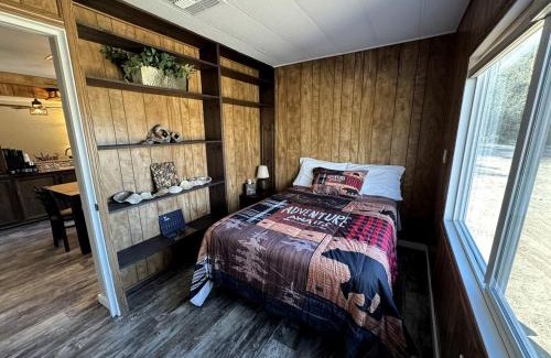 Rimrock House | Cozy Creekside Cottage with Deck and Fire Pit in Camp Verde, Arizona