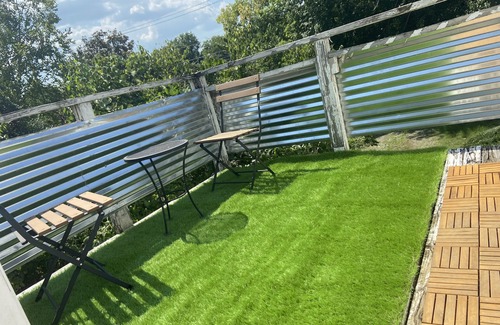 Inglewood Apartment | Cozy-Cute-Very Safe one bedroom Treetop apt in East Nashville