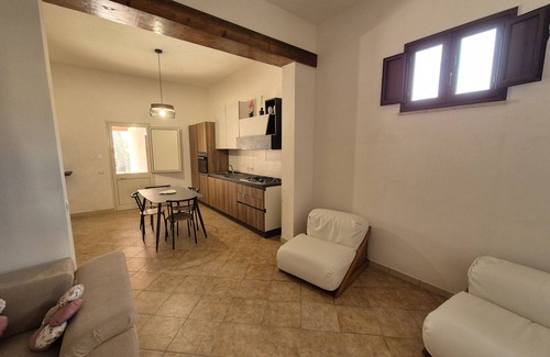 Marsala House | Cozy detached house 5 minutes from the beach.